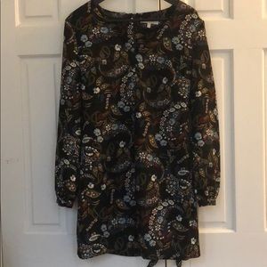 Black shift dress